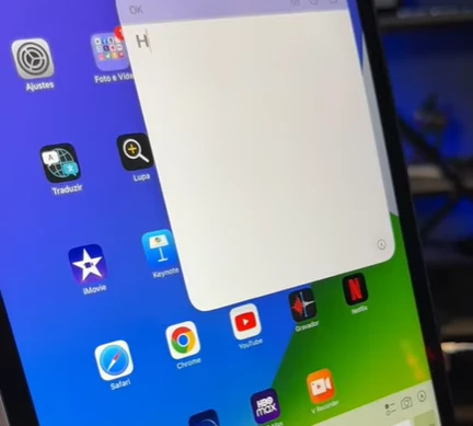 Dividir a tela em dois aplicativos no iPad